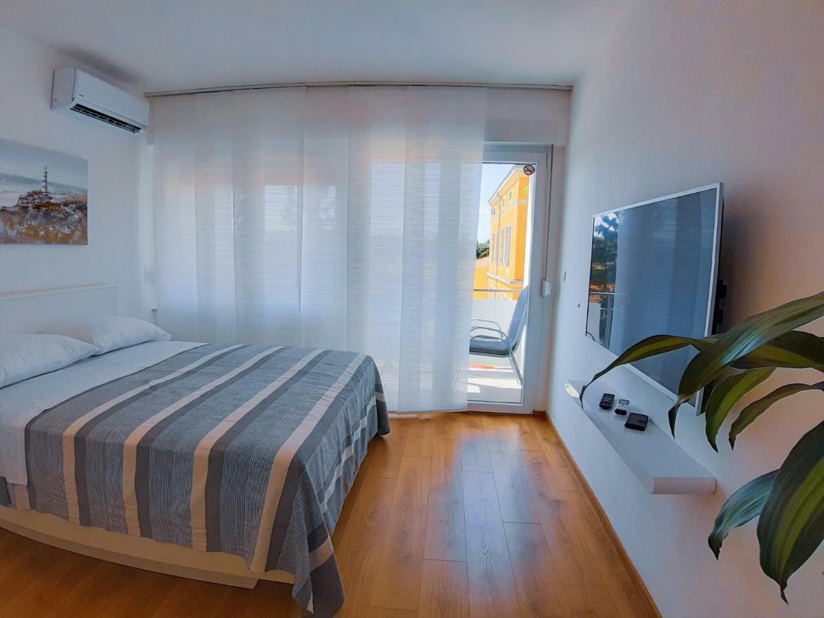 City Center Studio 4 Two Пула Екстер'єр фото